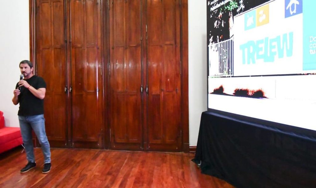 Merino presentó el nuevo Manual de Marca Turística de Trelew