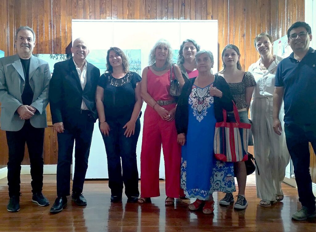 Artistas locales exhiben obras patagónicas en el MMAV