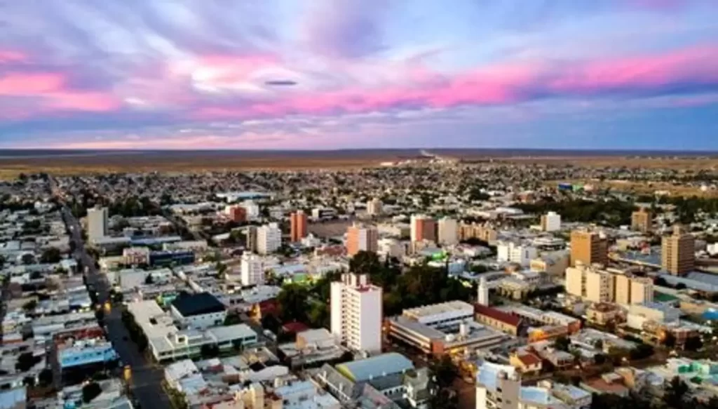 CON LA PARTICIPACIÓN DE LAS CÁMARAS Y COLEGIOS PROFESIONALES EL MUNICIPIO ENVIARÁ AL CONCEJO DELIBERANTE, LA MODIFICACIÓN DE LA ORDENANZA DE USO DE SUELOS Nº 11701