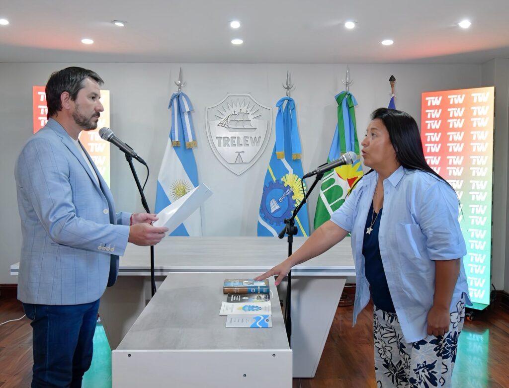 Merino designó a Andrea Rapetti como nueva secretaria de Producción, Comercio, Industria y Turismo