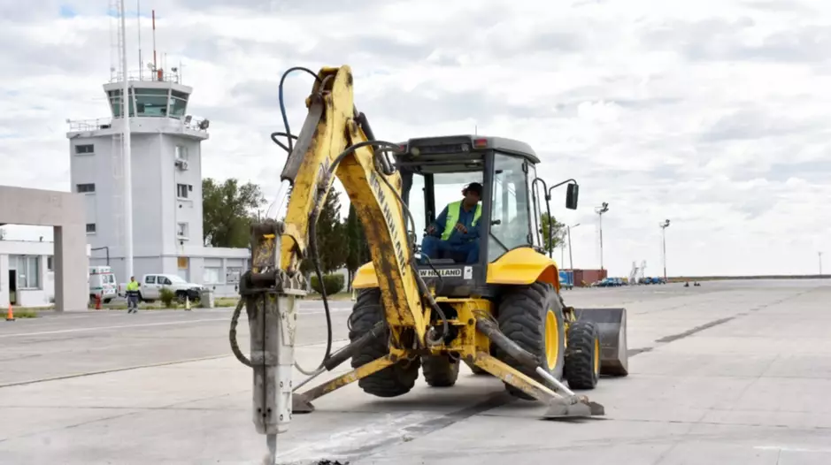 La Municipalidad refuerza la infraestructura del aeropuerto con trabajos programados en la plataforma