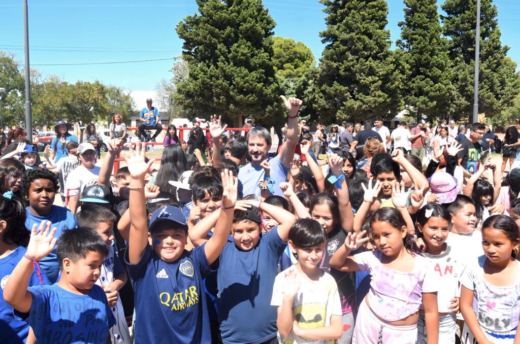 Con la participación de más de 800 personas, Trelew culminó las Colonias de Vacaciones 2026 en la Reserva Laguna Chiquichano