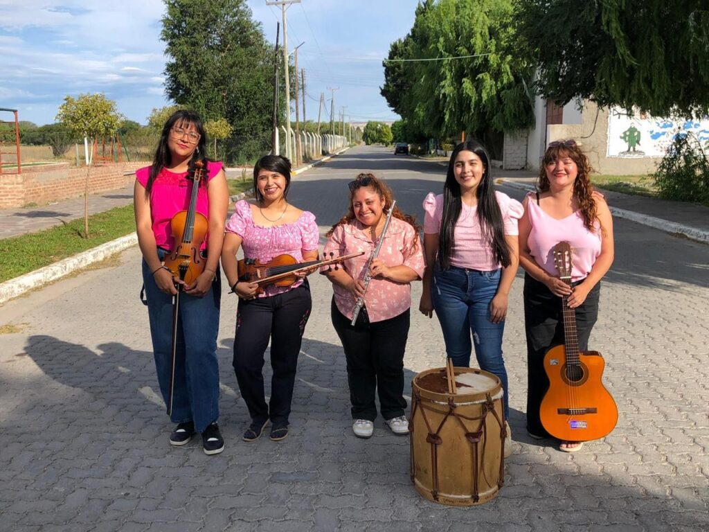 Las Musas se presentan en el Viernes de Arte con un espectáculo de folklore