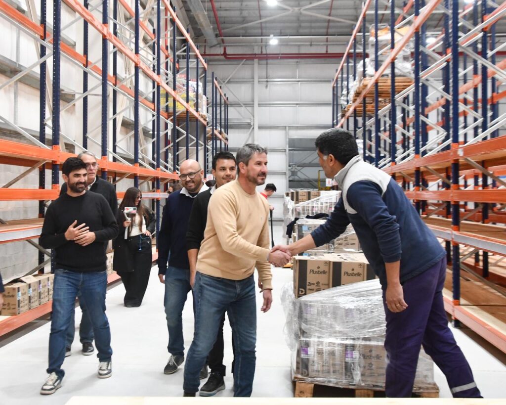 Merino destacó la generación de empleo local que impulsará la apertura de Maxiconsumo