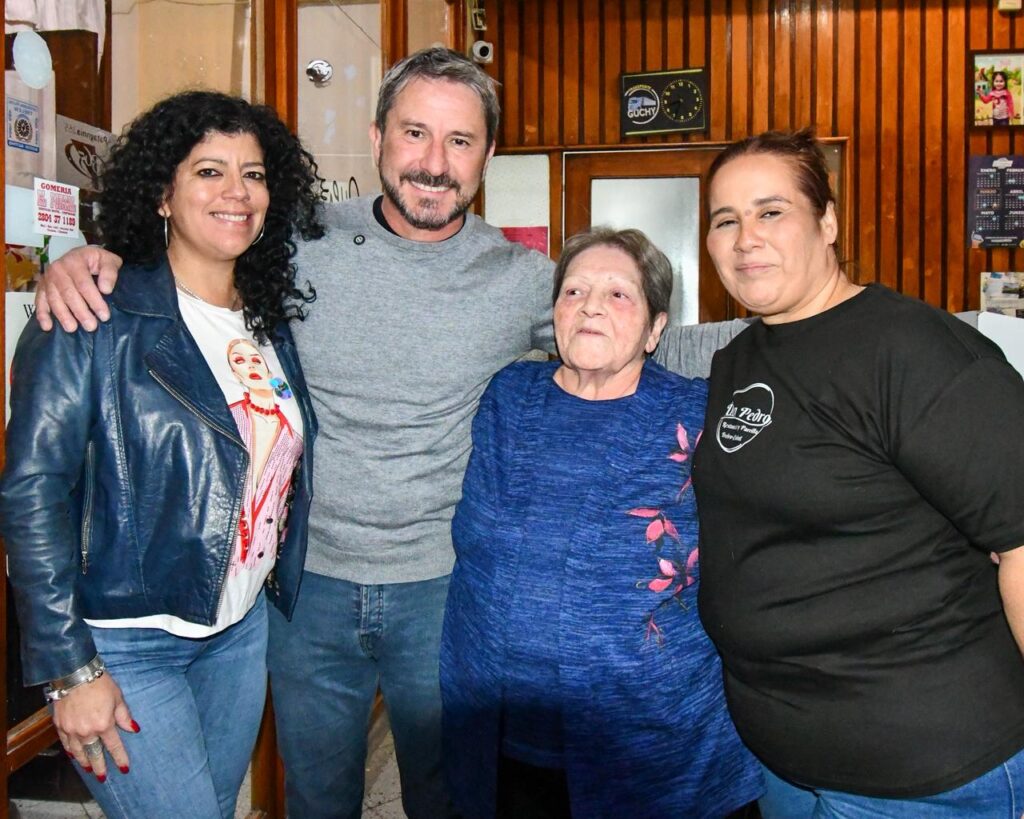 Merino acompañó una iniciativa que busca instalar la carne de burro como alternativa productiva