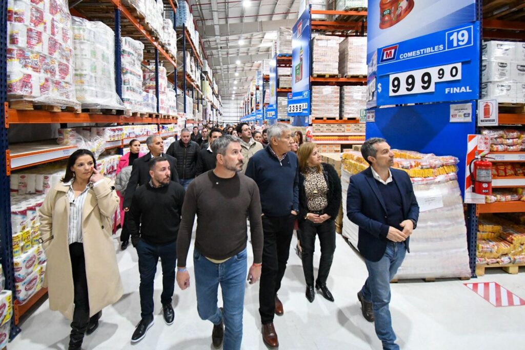 Trelew suma una nueva inversión con la apertura de Maxiconsumo