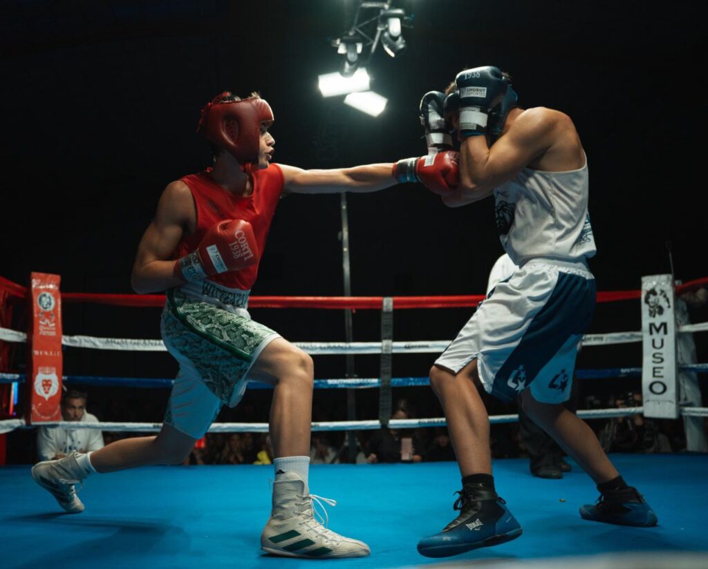 Trelew vivió una noche boxeo de alto nivel con protagonismo local