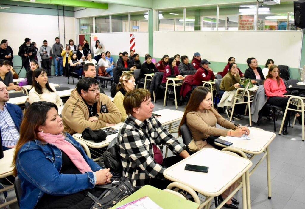 Municipio, Universidad y SAVD realizaron una jornada por los 11 años de Ni Una Menos