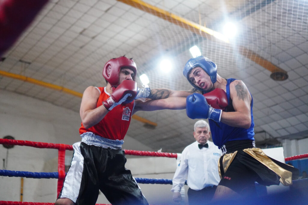 Trelew vivió una exitosa velada de boxeo con el festival “Sangre de Campeones”