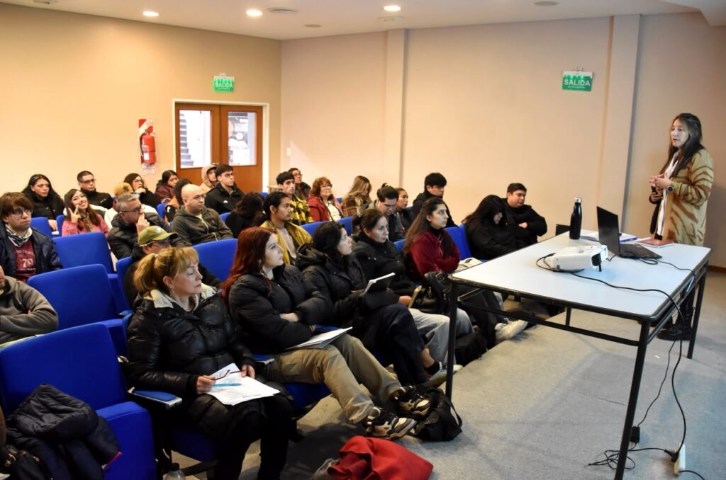 El Municipio de Trelew continúa con el ciclo de capacitaciones certificadas sobre manipulación de alimentos