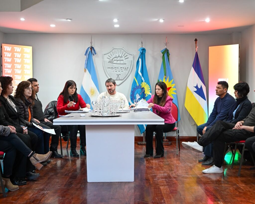 La Municipalidad de Trelew inicia el relevamiento para la Tarjeta de Cuidado Integral para personas mayores