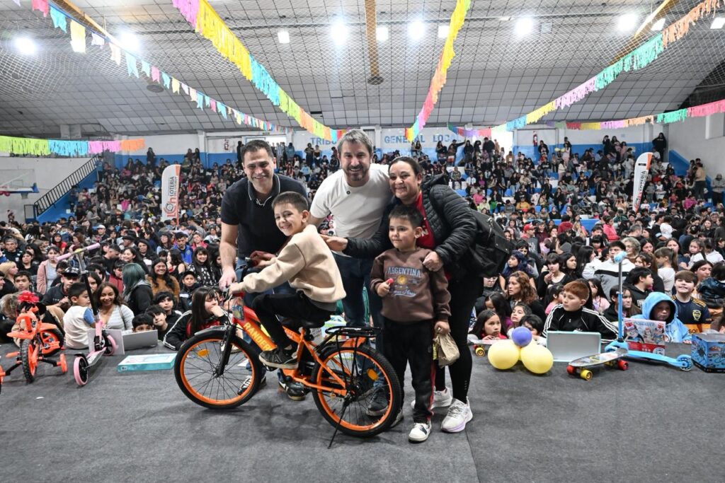 Multitudinario festejo por el Día de las Infancias en Trelew