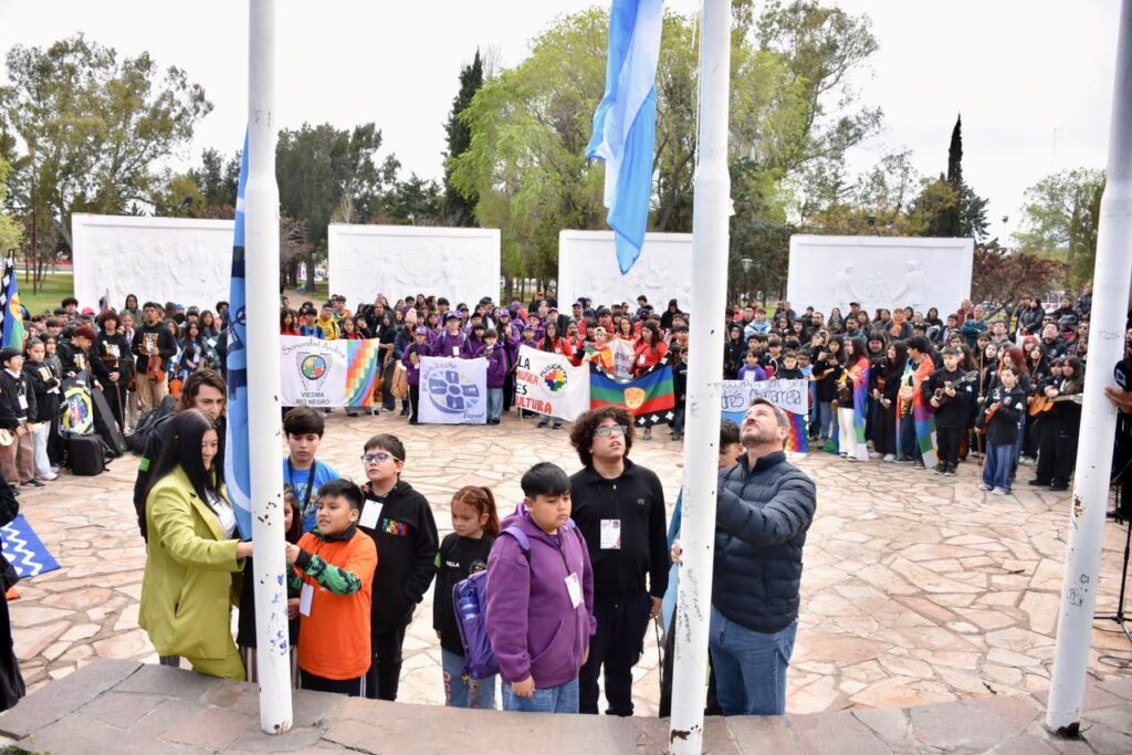 Con una Caminata Sonora, comenzó en Trelew el encuentro de orquestas juveniles de la Patagonia